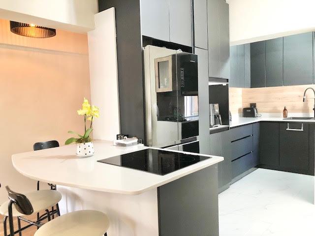 3 Bedroom Property for Sale in Sea Point Western Cape